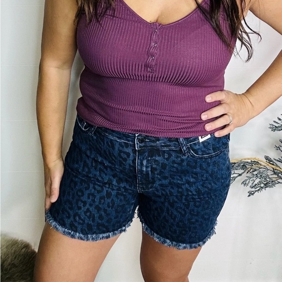 Judy Blue High Waist Rigid Magic Leopard Print Shorts